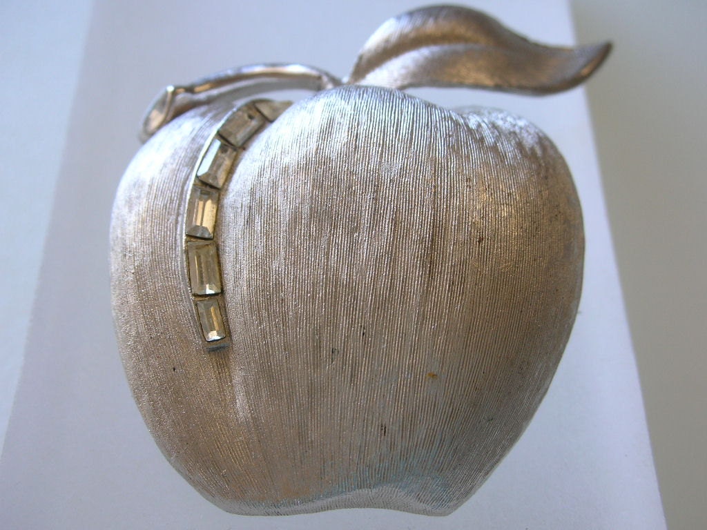 Silver Apple Rhinestone Pin Judy Lee Brooch Signed Brushed Textured Pin Fall Harvest from The Back Part of the Basement FREE US Ship - TheBackOfTheBasement