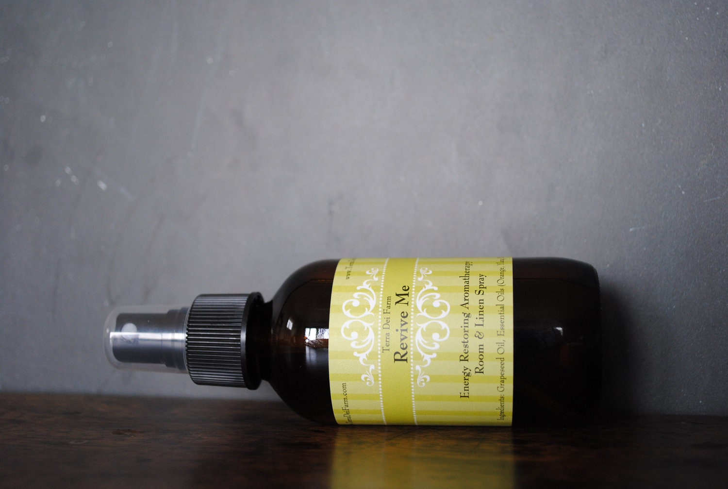 Revive Me - Energizing Aromatherapy Room and Linen Spray - 4 oz -  Energy Boost - Terra Dei Farm