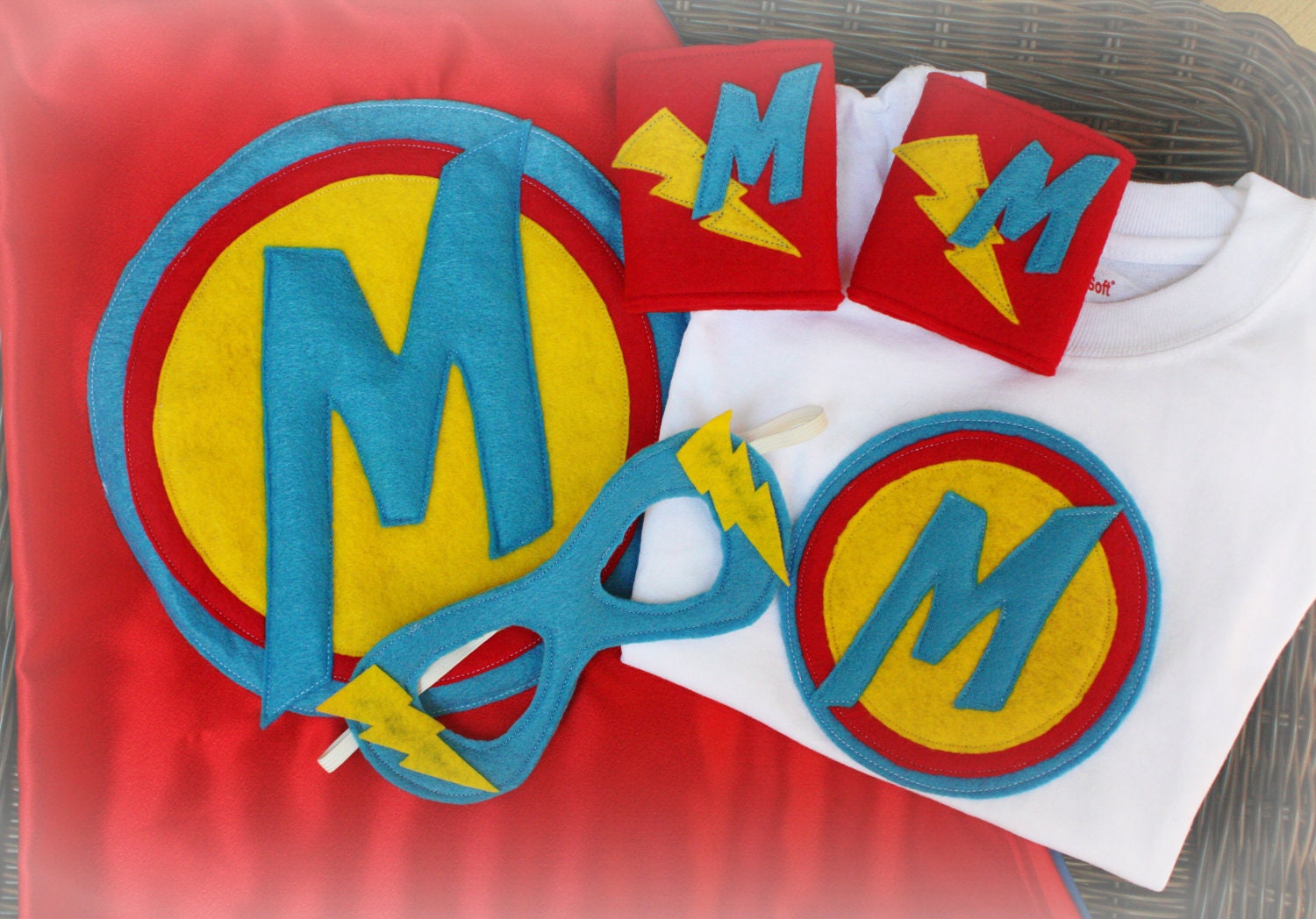 Ultimate Super Hero Set Design Your Own Cape,Mask,Cuffs,T-shirt