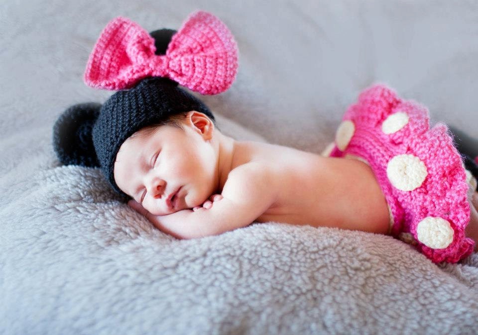 EXCLUSIVE Crochet Newborn Infant DISNEY Minnie Mouse Outfit Hat Diaper Cover with tu-tu Skirt,Shoes - in PINK
