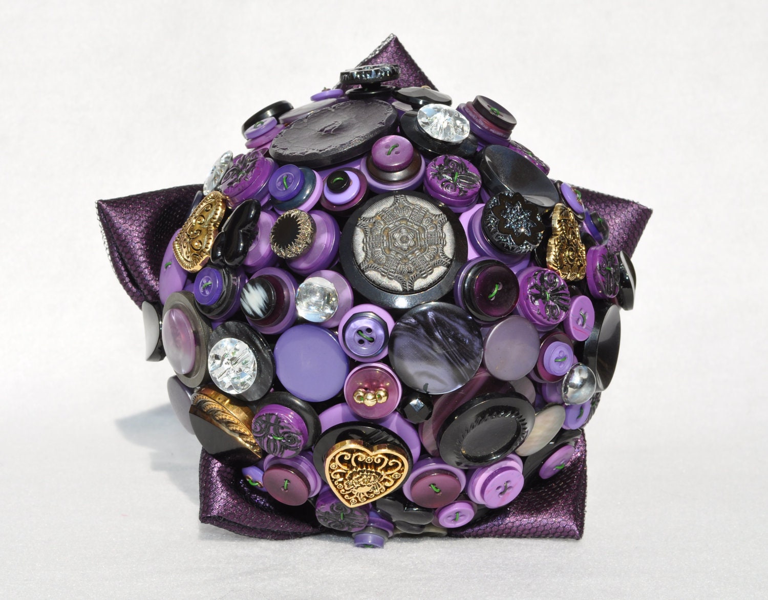 Vintage Button Bouquet - The Belladonna Bouquet - Purple and Black