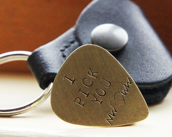 Custom Guitar Pick Keychain Hand Stamped Personalized Brass Plectrum Leather Pick Case Keychain Music Lovers Gift for Him Fathers Day