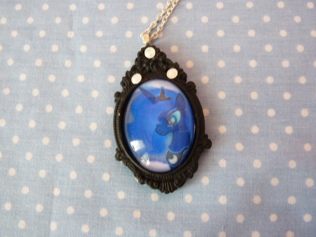 My little pony princess Luna necklace