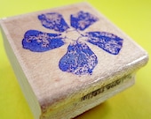 Rubber Stamps- Periwinkle Flower Blossom Wood Mounted Stamp - Rubber Stampede Inc