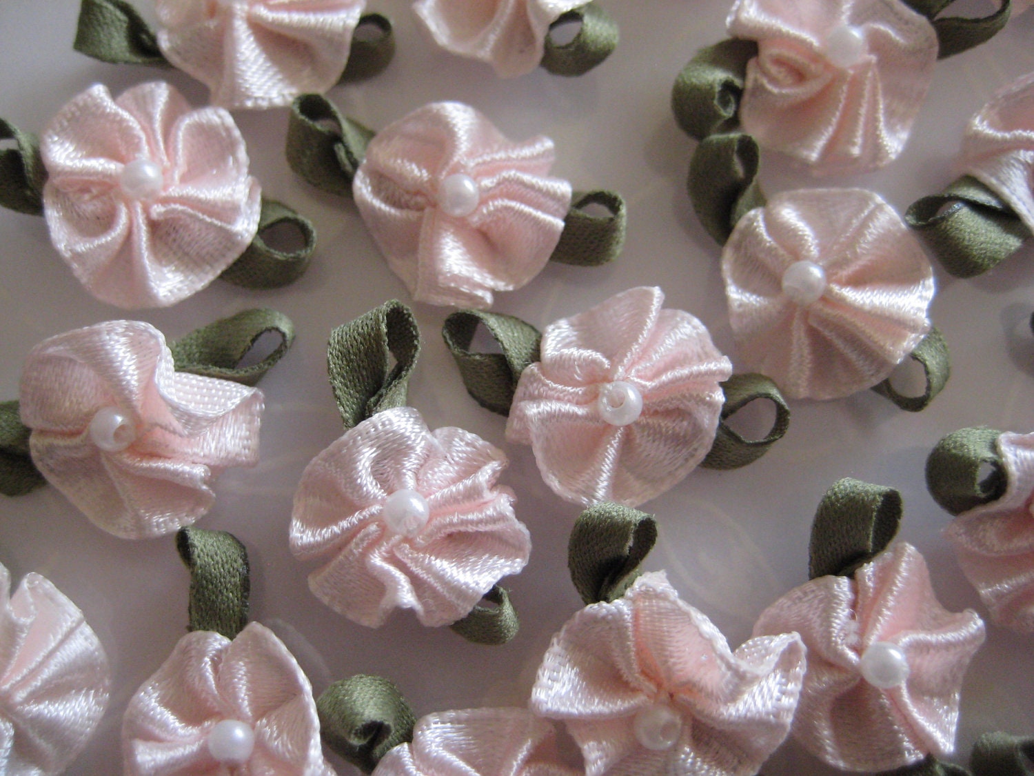 Pink Satin Ribbon  Flower  with Pearl Center Appliques for Sewing, Crafting, Doll's Clothing, 1 inch / 25 mm,  25 pieces