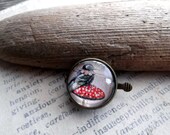Blackbird Clasp, Box Clasp,fairy mushroom