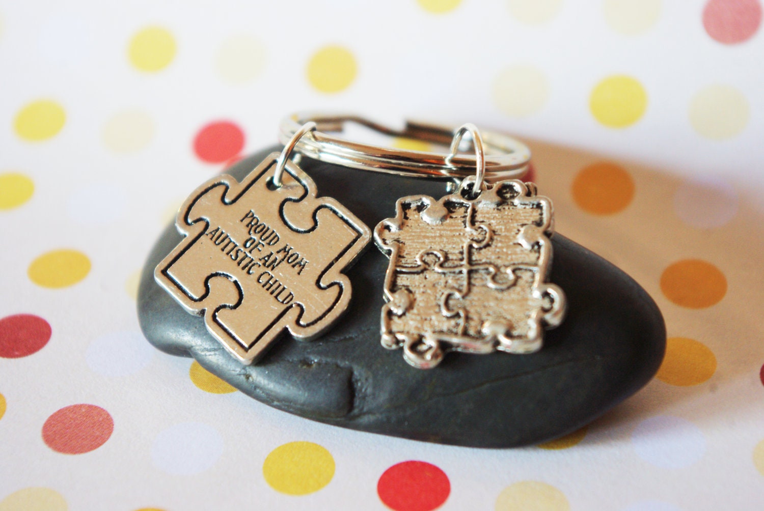 Proud Mom Of An Autistic Child Puzzle Piece with 4 Puzzle Piece Keychain