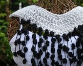 Crochet Collar in Grey and Black with Sequins by JennisCrochet