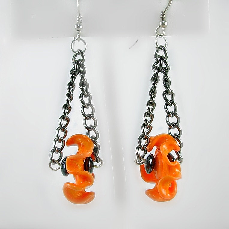 Orange & Black Lampwork Earrings, Artisan Curly Glass, Hematite, Chain, Halloween, OSU Colors