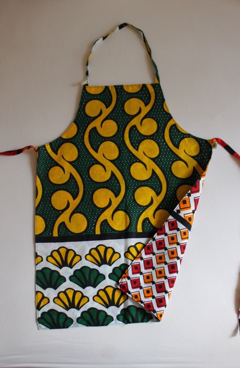 Reversible Apron, Kanga - Scallops and Ovals, kids small