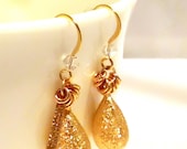 Tear drops earrings. Gold filled earrings. Acuarela. Shiny jewelry.