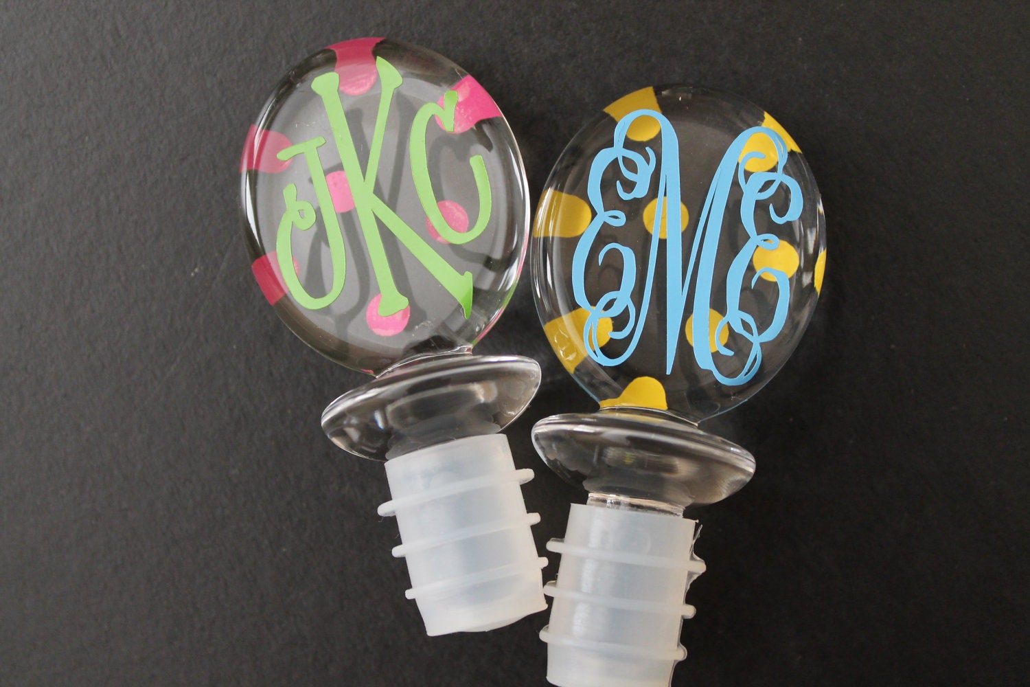 Personalized Oval Wine Stopper--Assorted Designs