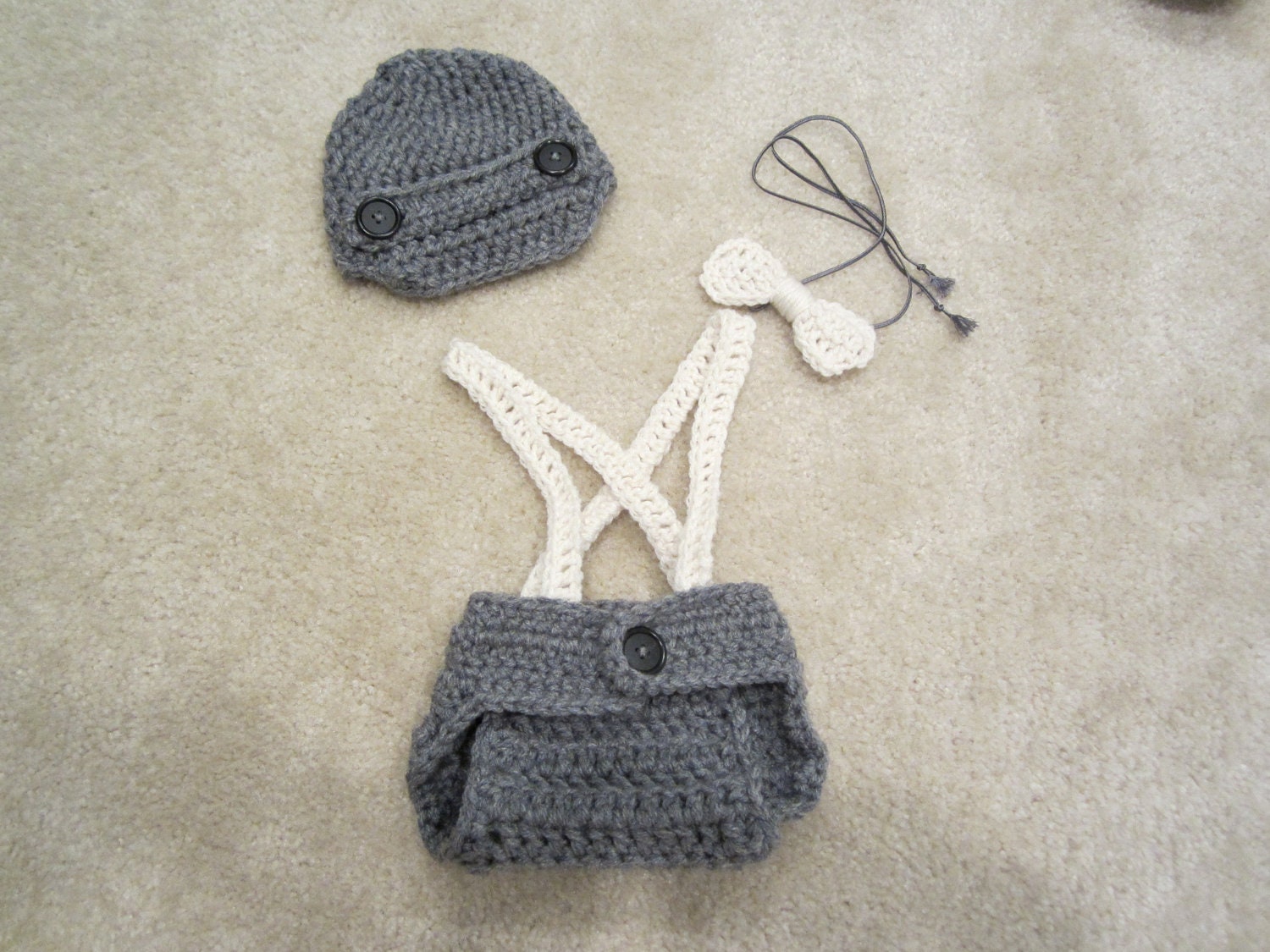 Crochet Newborn Baby Boy Photo Prop Set Grey Diaper Cover Newsboy Hat Cream Suspenders Bowtie