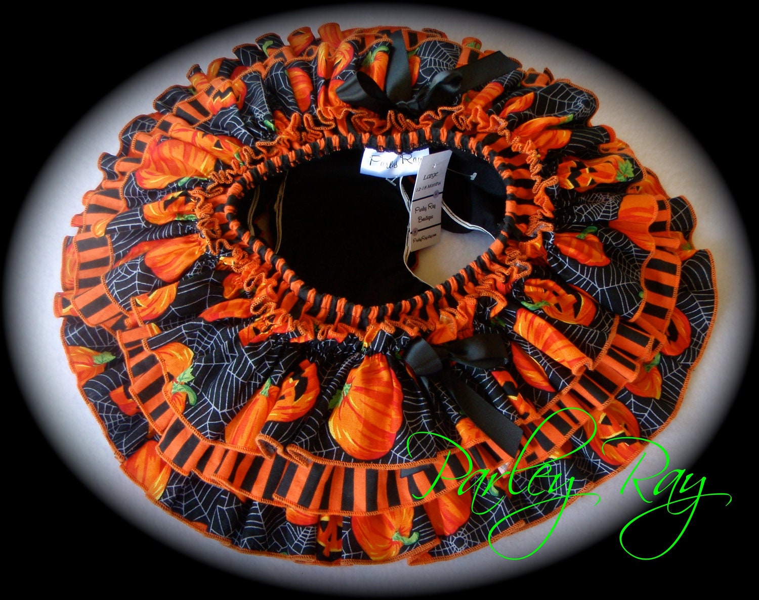 Beautiful Parley Ray Halloween Pumpkin Patch All Around Ruffle Skirt  Baby Bloomers/ Ruffled Diaper Cover/ Photo Prop