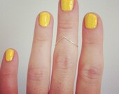 Single layer wishbone/chevron  knuckle ring - 1 sterling silver knuckle wire band.
