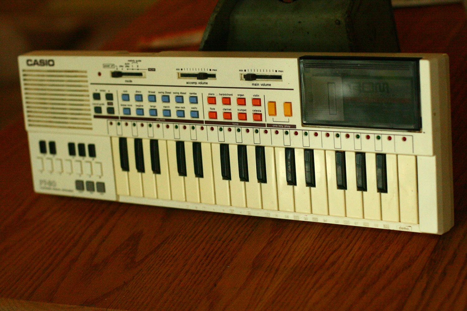 Casio Keyboard 1980S