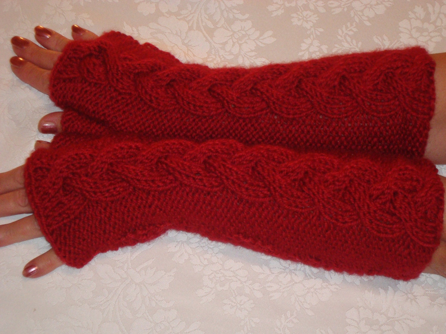 Fingerless  Gloves/ Wrist /Arm  Warmers Red Cable.Knit.Long.New  item.Valentine.Gift.