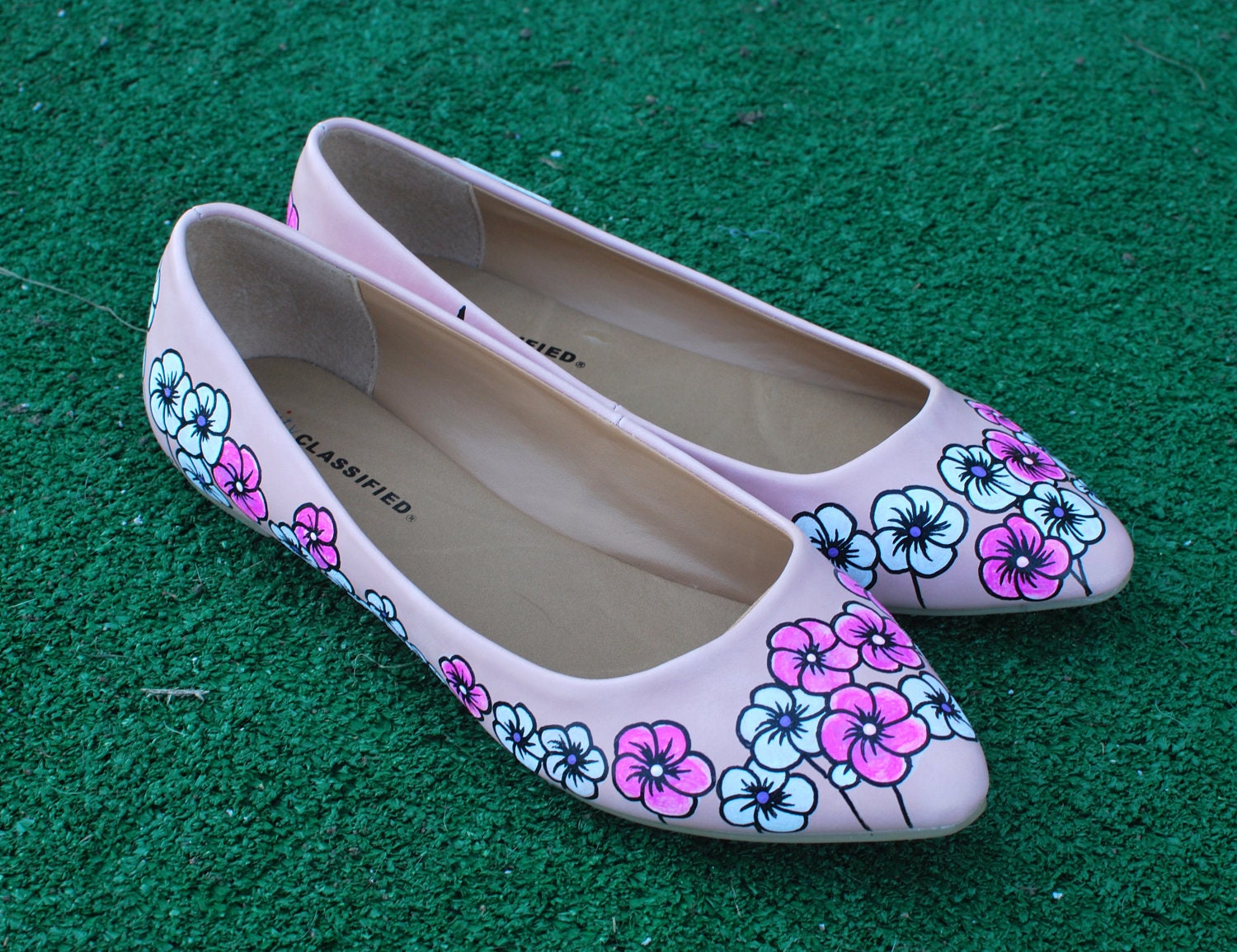 Custom daisy flower and skyline Afar White Vegan Ballerina Flats