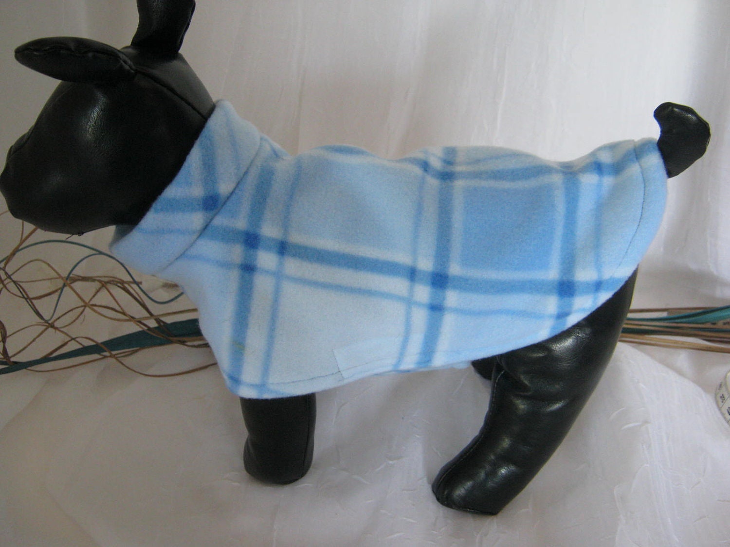 Fleece Sweater in Baby Blue Plaid XSM