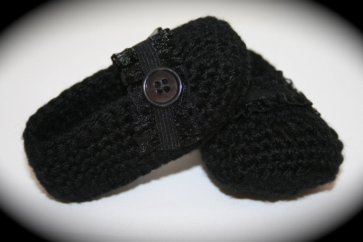 Crochet Baby shoes booties slippers ballet slippers baby girl black baby girl black button elastic lace