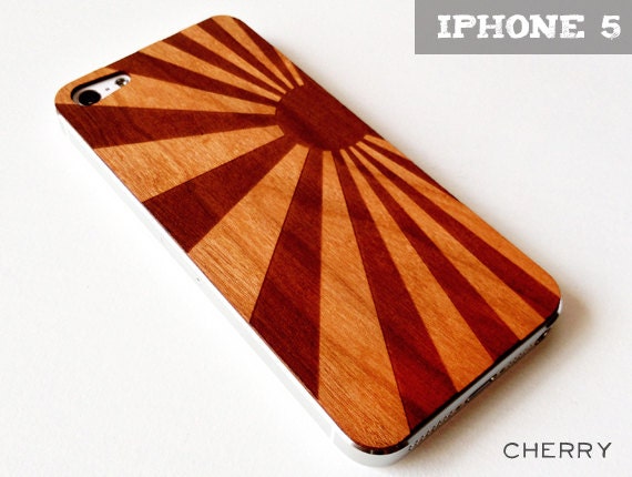 Japanese Sunrise Etching on Wood iPhone 5 Cover