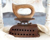 Antique 1800 Cast Iron Coal Charcoal Iron / Hot Press