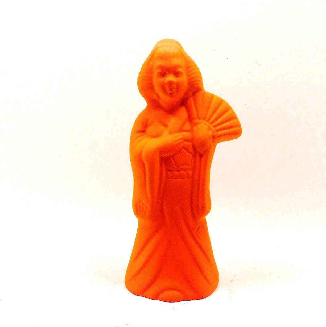 geisha figurine neon home decor  //  asian pop art, orange, tangerine, kitshcy, bright home accessories, painted ceramics