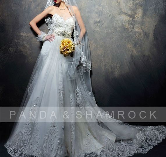 Juliette/wedding gown/bridal dress/bride/custom made/plus size/sweetheart neckline/vintage style/train