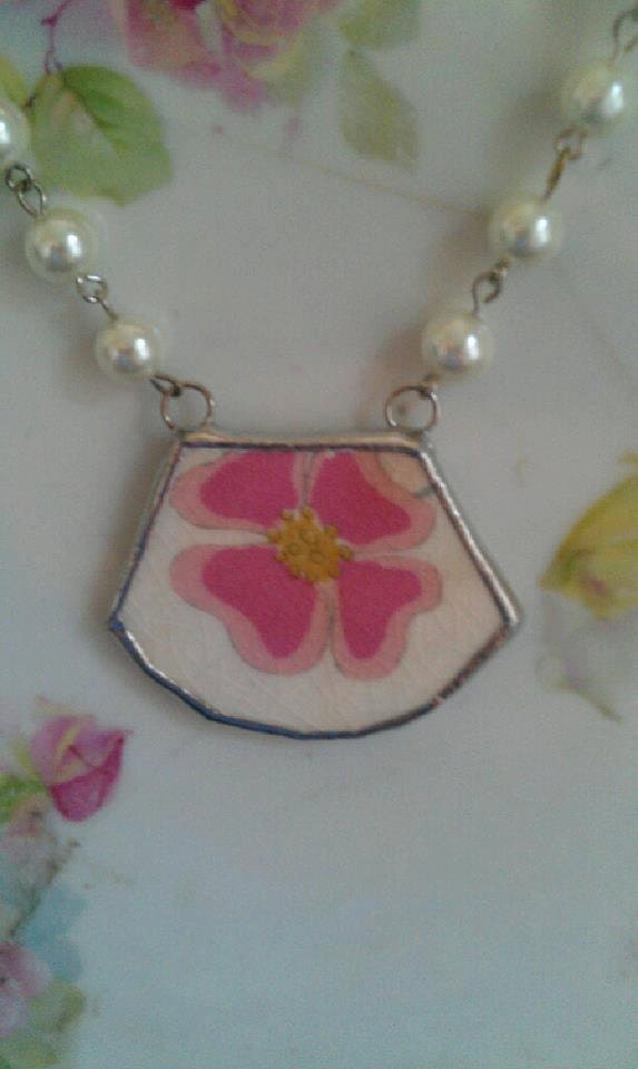 Pink Floral Broken China on Pearl Bead Necklace