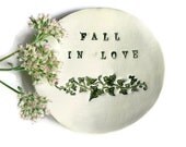 Leaves Ceramic Dish Love Round Pottery Plate White Ring Holder Bowl Green Ivy Leaf