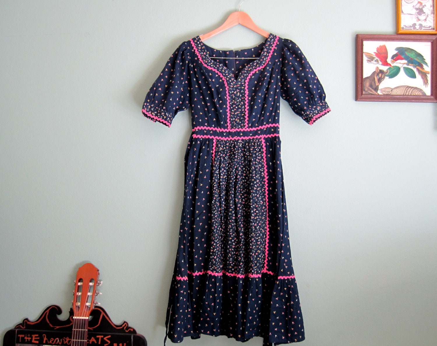 SALE 1970s dress/ vintage floral sundress/ 70s boho hippie prairie dress S