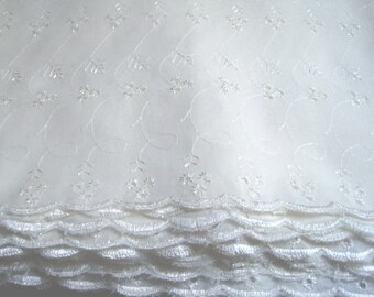 Embroidered Eyelet Lace Fabric With Scalloped Edge, Fat Quarter, Ivory, 18" X 20" inches, For Victorian And Romantic Projects
