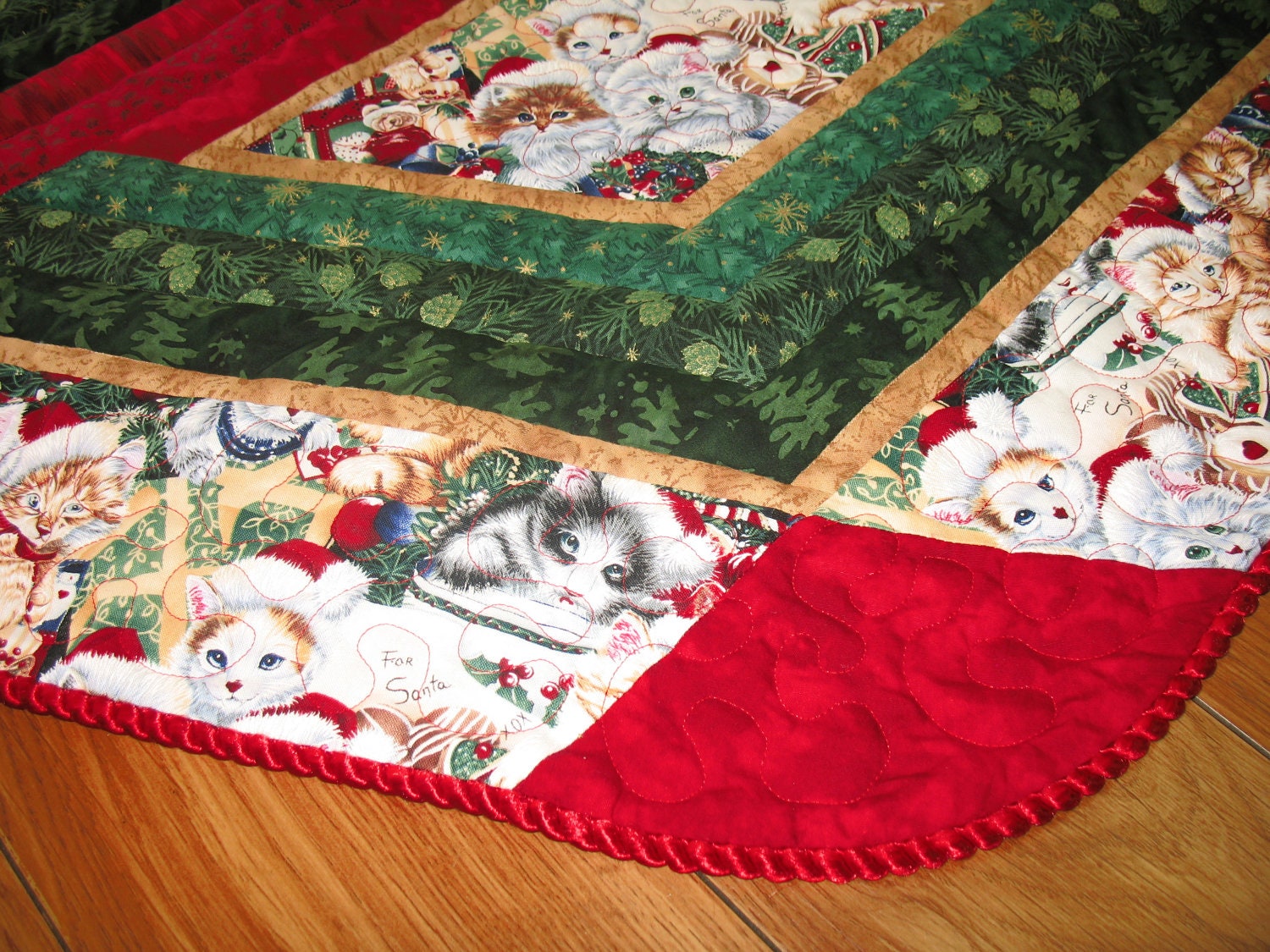 Christmas Tree Skirt Quilt - Kitty Christmas - 101