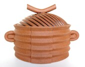 Stoneware Casserole Dish, rustic ceramic pottery keramik kitchen housewares bakeware baking dining serving bowl in toasted brown