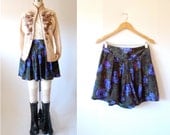 Vintage floral 80's shorts / high or low waisted pleat front / Urban Outfitters hipster /  M medium