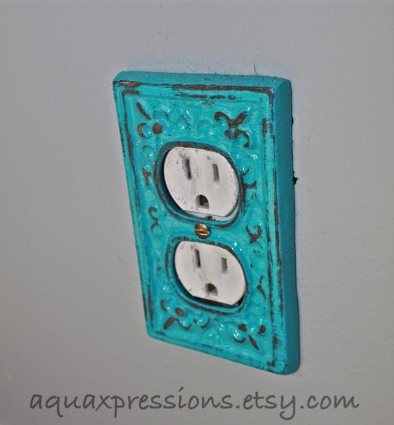 Turquoise Decorative Electrical Outlet Plate /Plug-in Cover/ Fleur de lis/ Bright Cast Iron/ Painted Metal/ Shabby Chic