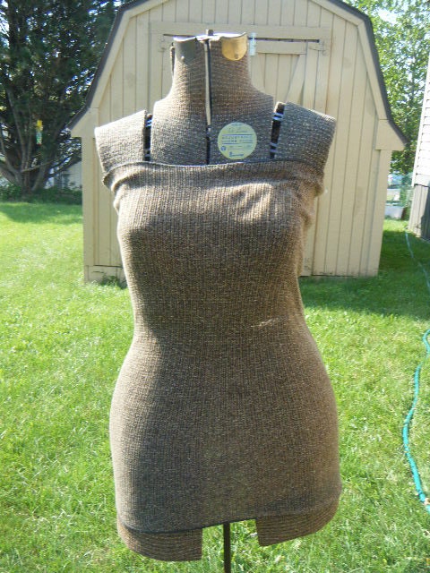 Vintage Penneys De Luxe Fully Adjustable Dress Form Size B