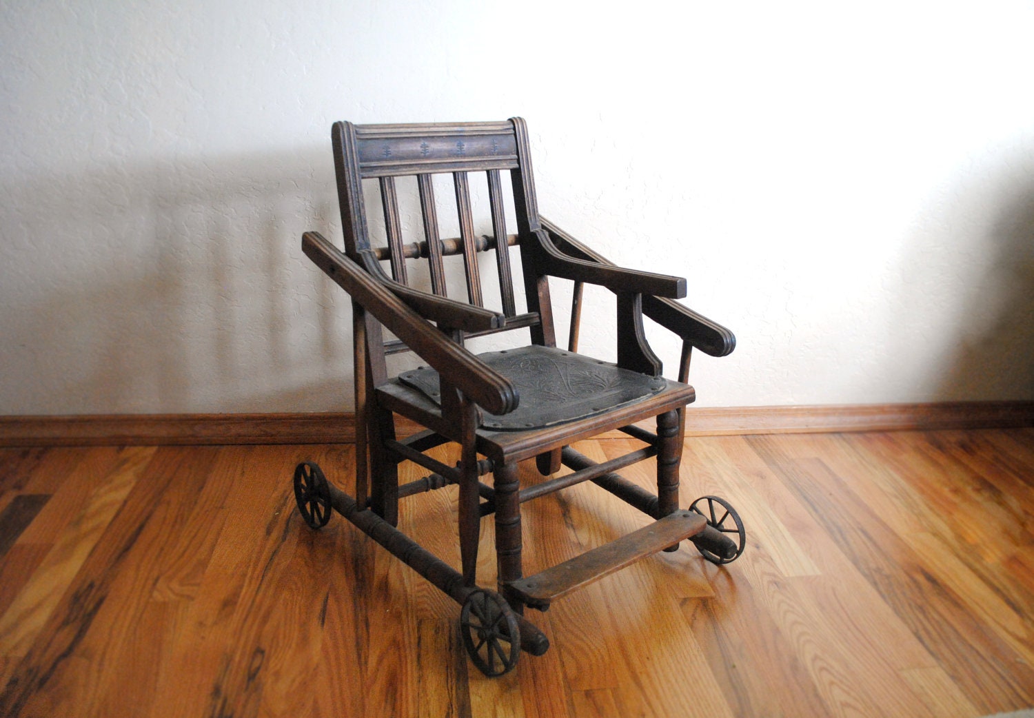 Turn of the Century late 1800s 1900s Convertible High Chair Stroller Amish Wrought Iron Antique Rustic Decor Dolls