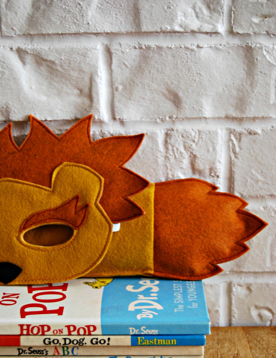 CHILD Felt Lion mask and tail set Halloween costume Photography prop