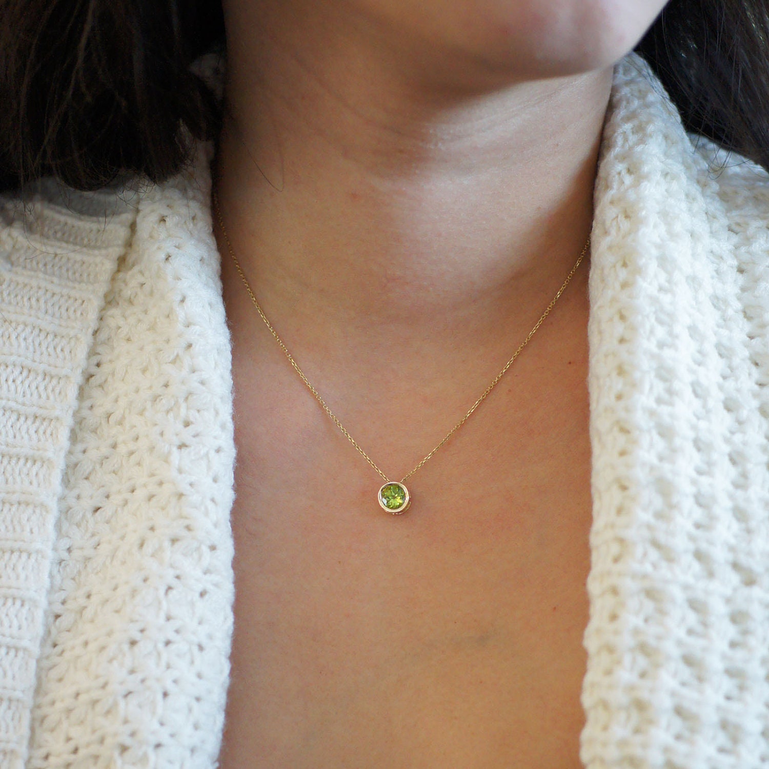 14 Karat Gold Bezel Set Peridot Floating Slide Pendant Necklace