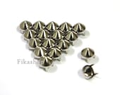 S A L E : 9mm 200pcs Silver conical studs ( 4 legs ) / HIGH Quality - Fikashop
