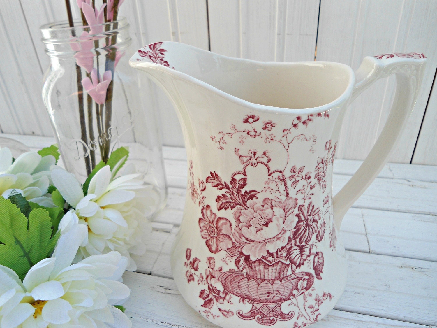 Vintage Alfred Meakin Pitcher - Vtg red and white Charlotte pattern English pitcher vase