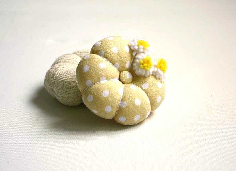 Sale Pincushion / Pin Cushion Pastel , gift for crafter , Felt Flowers Beige Polka Dot , White and yellow