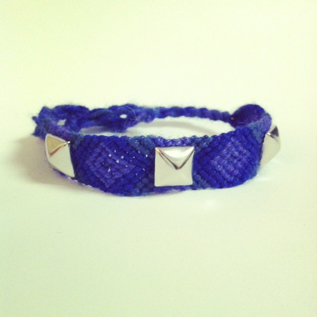 Friendship bracelet with silver pyramid studs, spike friendship bracelet, studded bracelet, blue friendship bracelet, silver bracelet