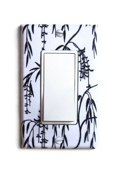 Black & White Floral Branches Rocker / GFI Plate