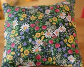 Scandinavia 1970s Vintage Fabric Retro Cushion Cover Flowery