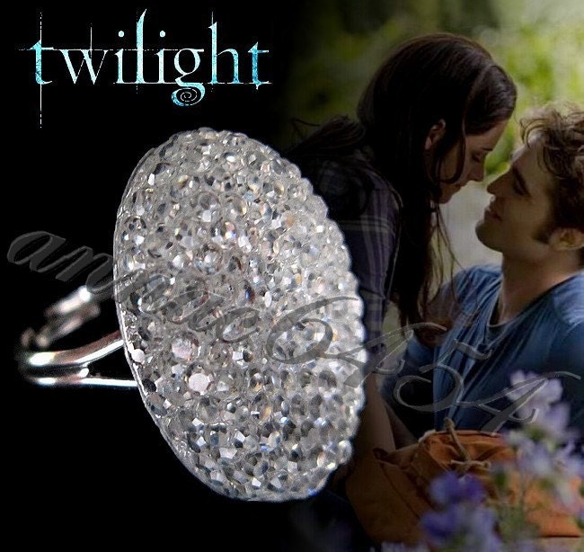 Bella swan engagement ringTwilight jewelry