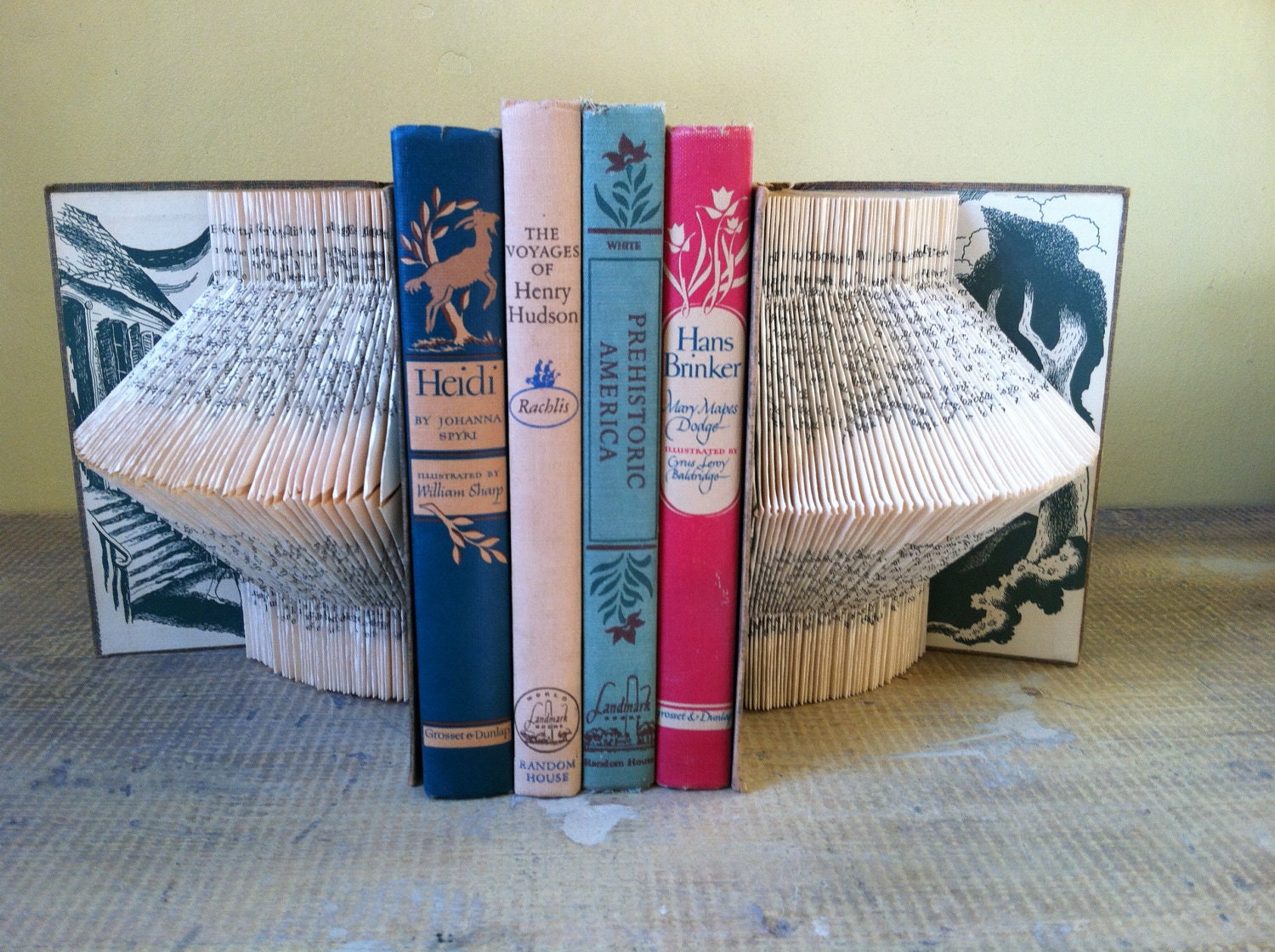 Dana Girls Folded Book Ends