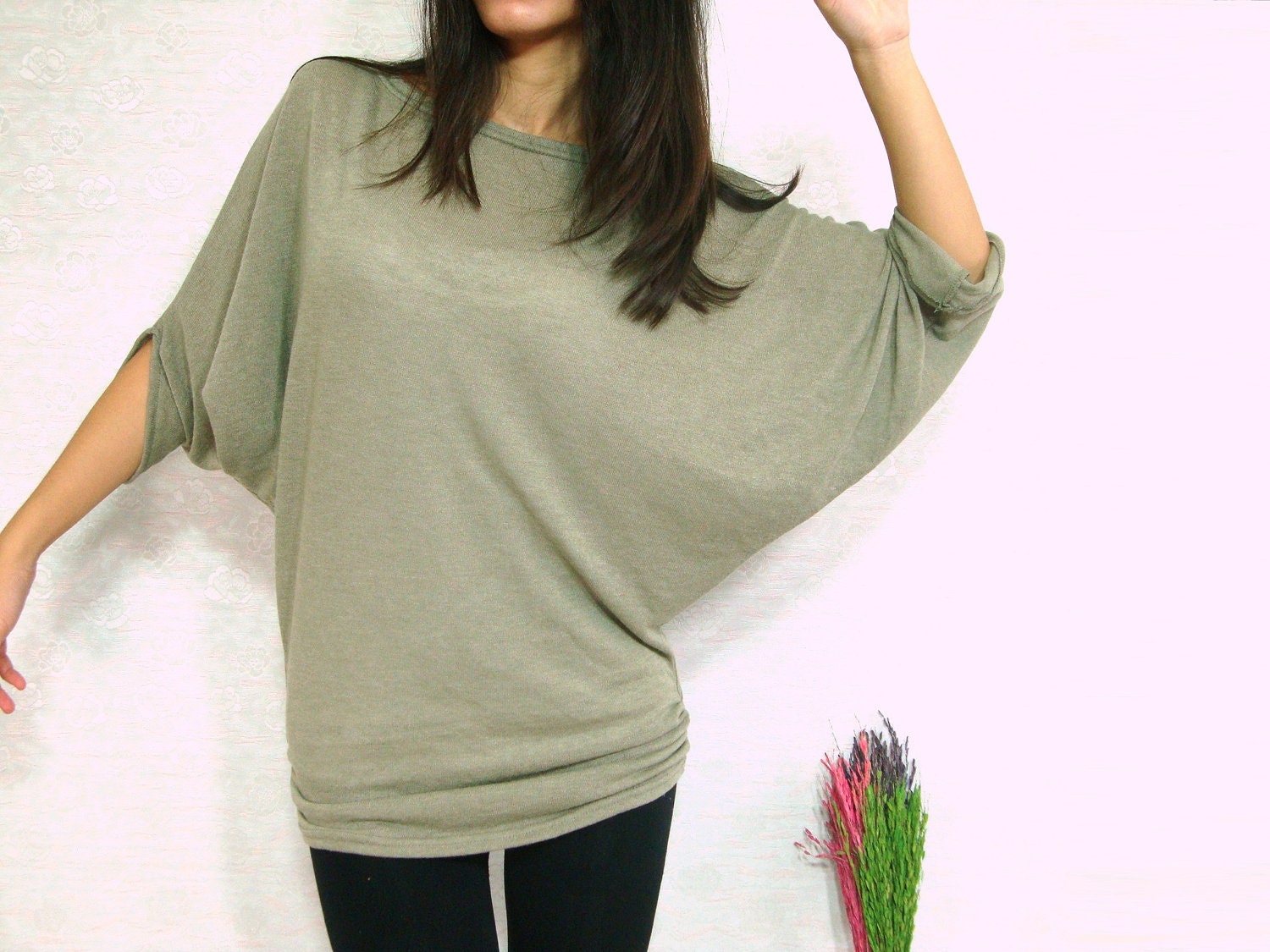 Sexy Light Sage Green Gray Women Blouse - Oversized Tee / Batwing Shirt / Ladies Poncho T shirt - Casual Women Comfy Tee / large medium