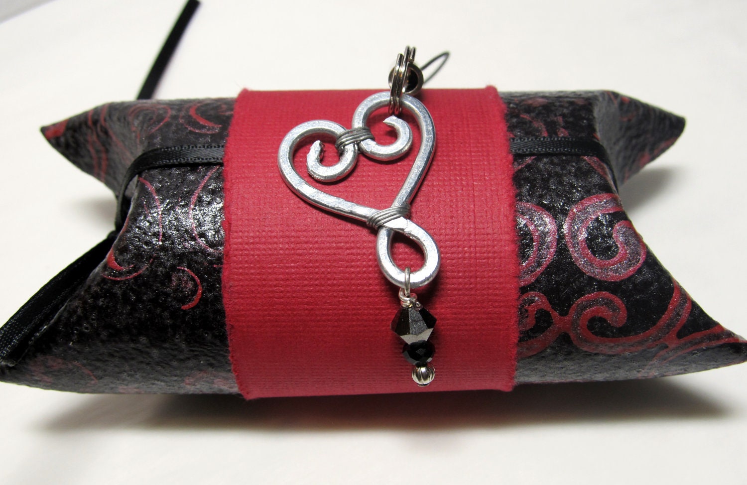 Swirl Heart Grey & Black Crystal Phone / Purse Charm